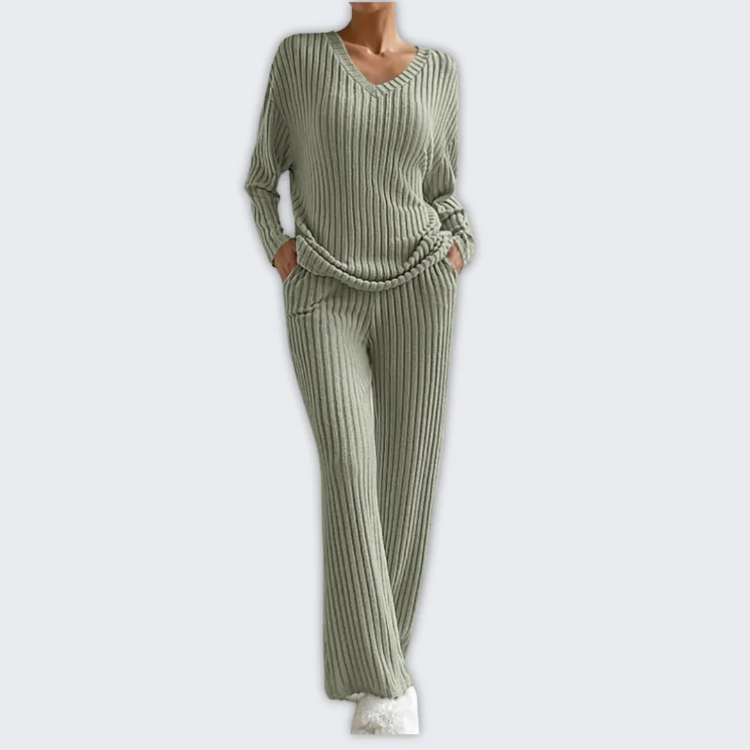 Chic Cozy Sweater and Pants Set | Elegant Lounge Outfit