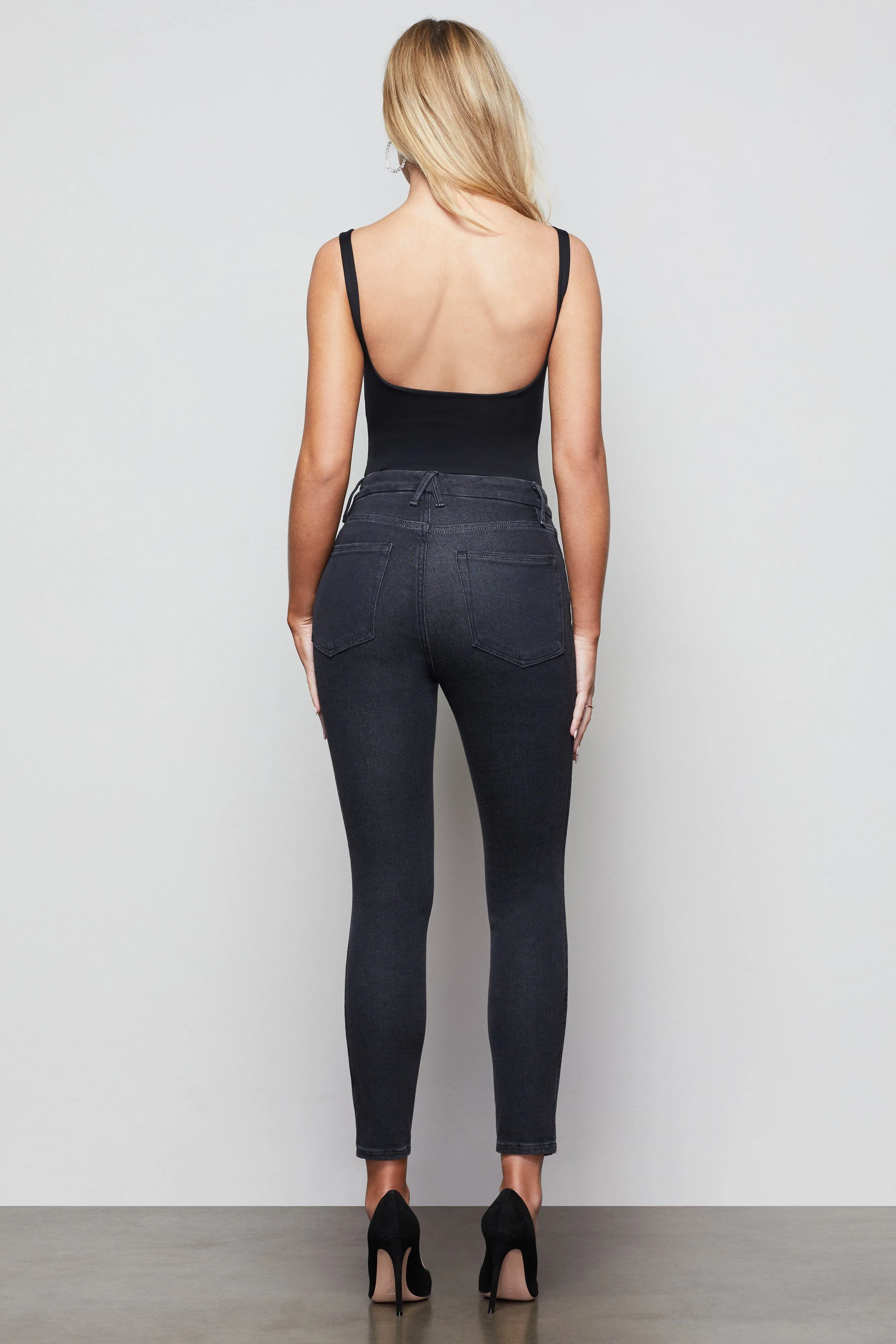 GOOD CURVE SKINNY CROP | BLACK090