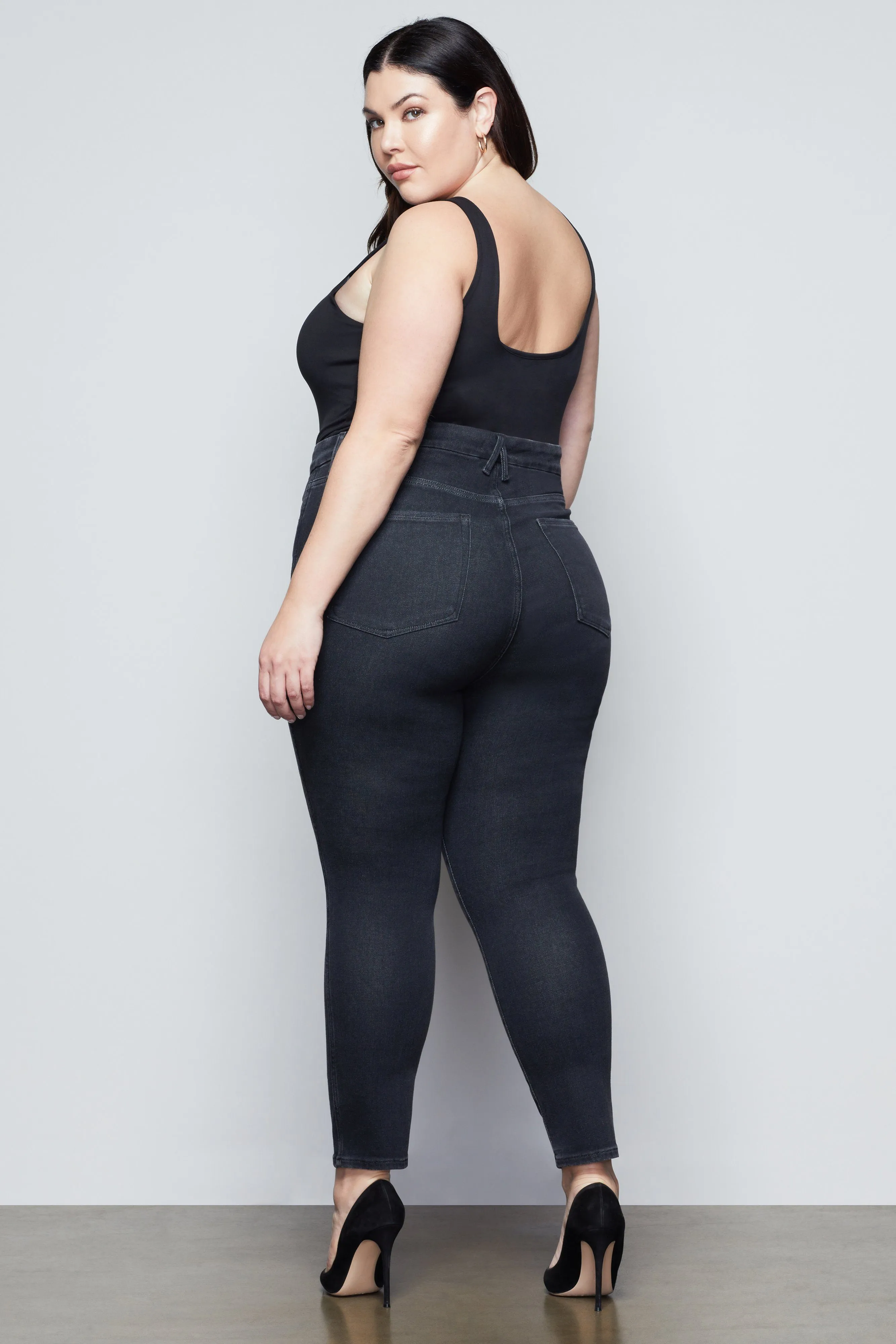 GOOD CURVE SKINNY CROP | BLACK090
